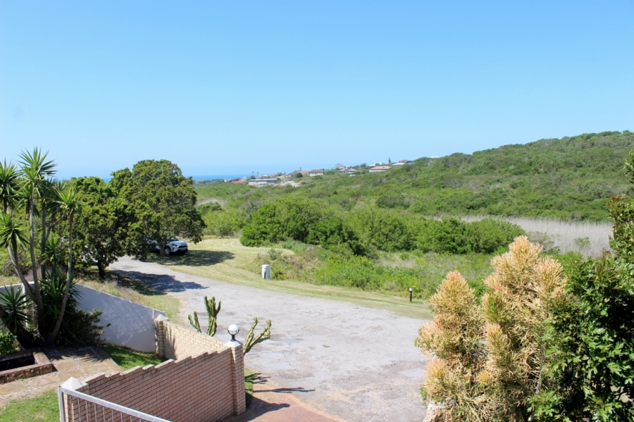 4 Bedroom Property for Sale in West Bank Eastern Cape